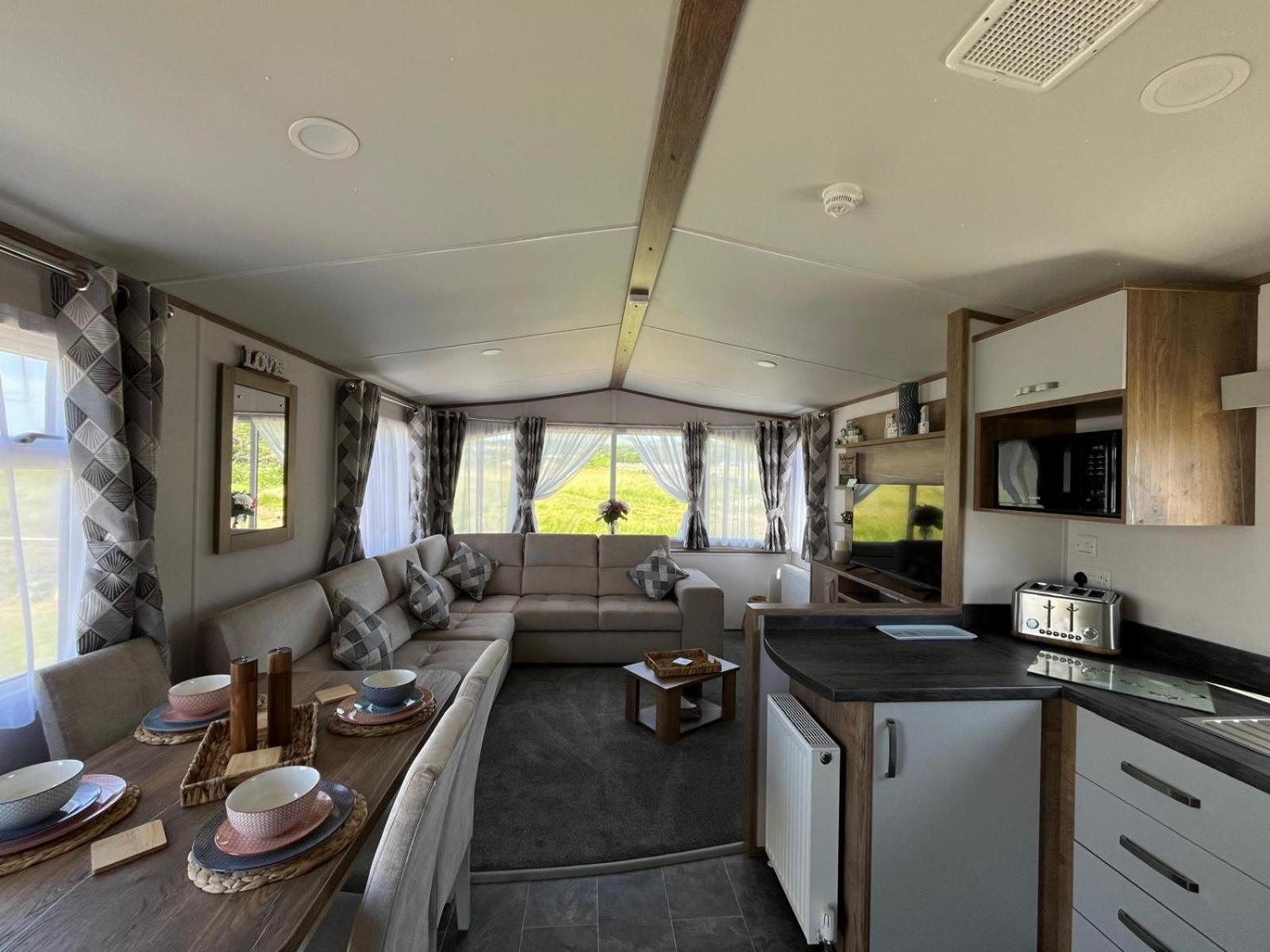Visma Caravan Llanddwywe Buitenkant foto